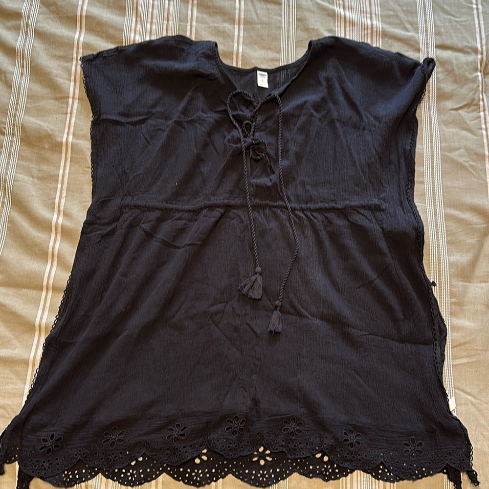Old Navy swimsuit cover up